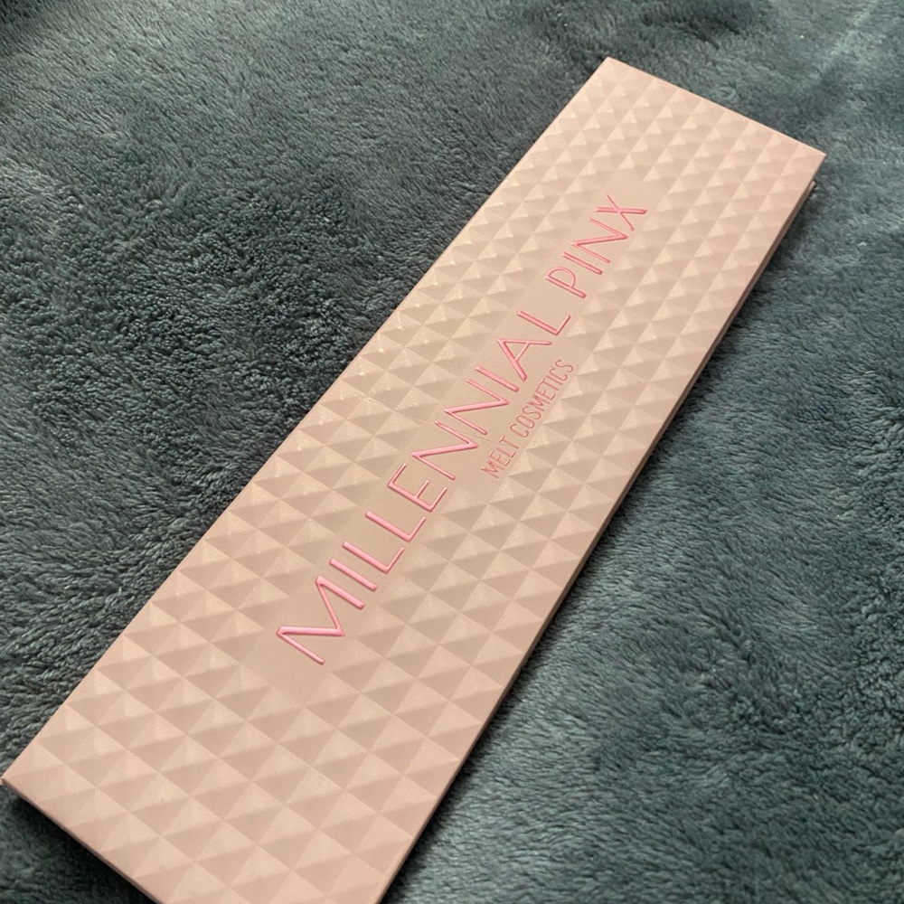 Melt Cosmetics Millennial Pink Eyeshadow Palette